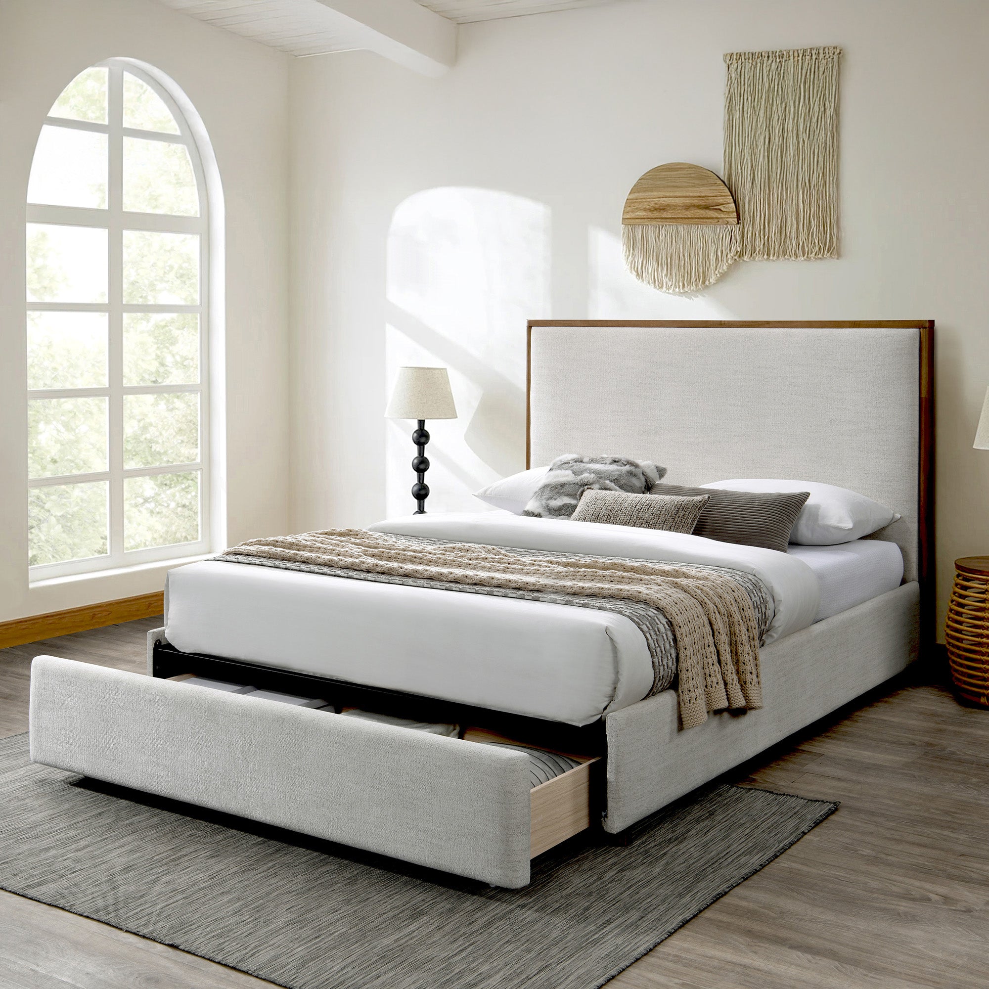 Andover 60" Queen Platform Bed W/Drawer