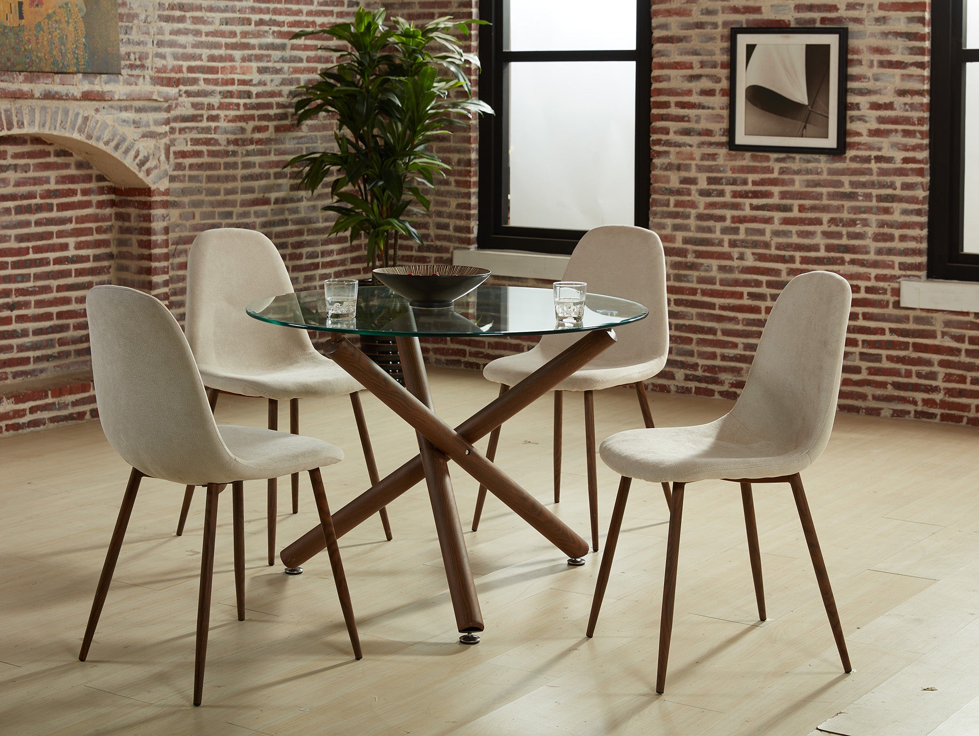 Rocca Round Dining Table, 40"