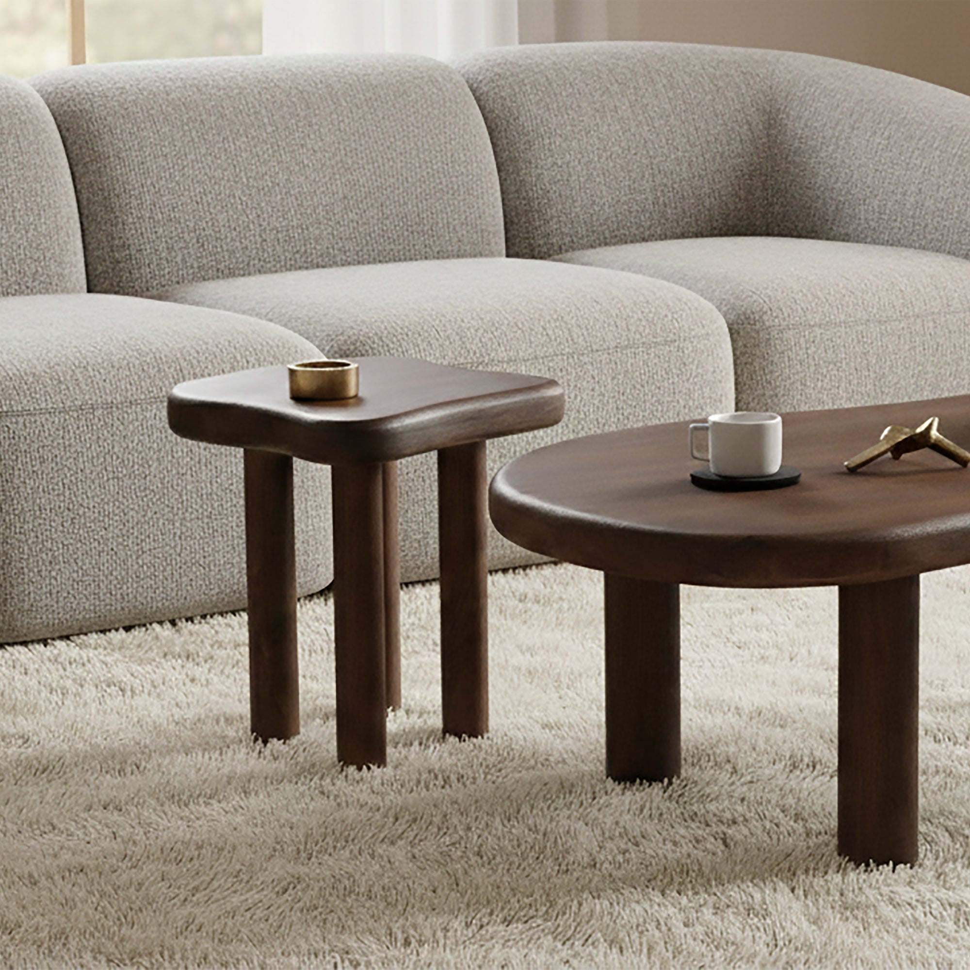 Zaloa Organic Accent Table