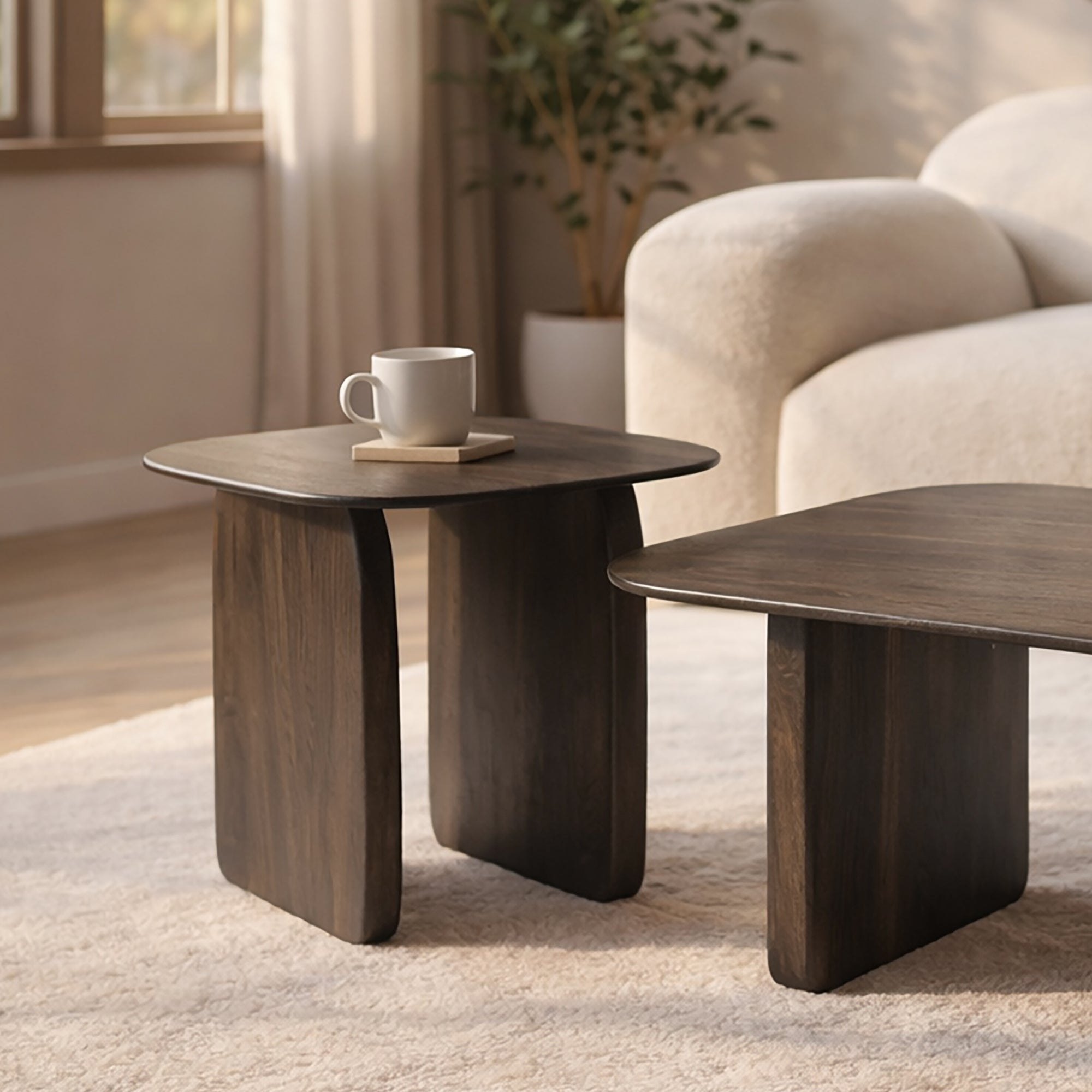 Bazul Organic Accent Table